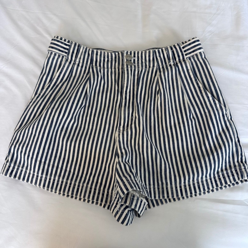 BDG Urban Outfitters Striped Denim Shorts 30 White Blue Nautical Coastal Beach